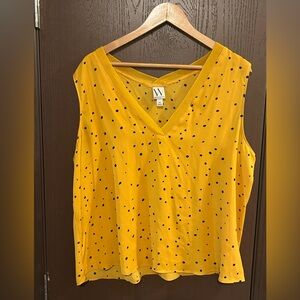 Worthington Mustard Yellow V-Neck Sleeveless Top with Black Dots XXL